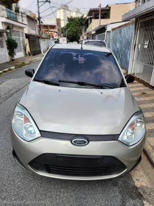 FORD FIESTA 1.6 MPI SEDAN 8V FLEX 4P MANUAL